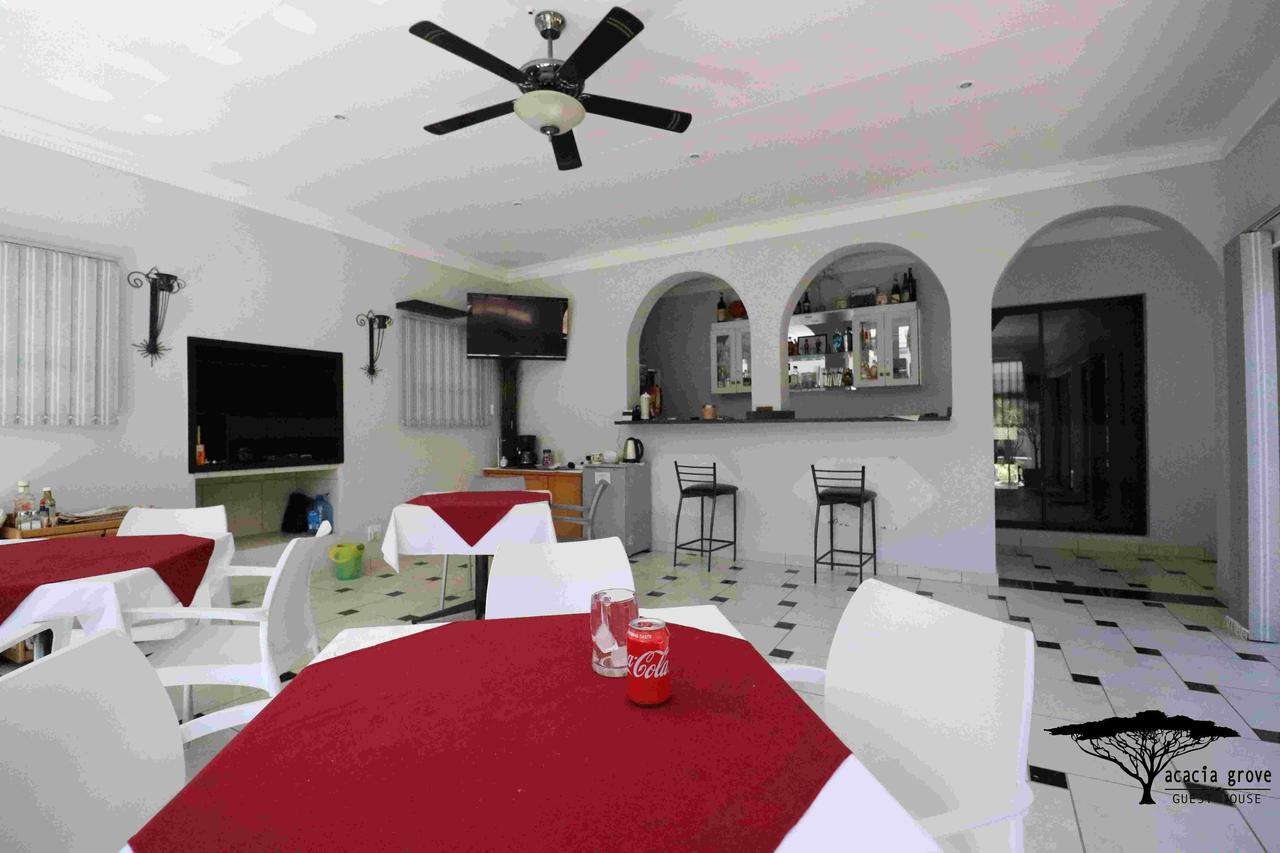 Acacia Grove Guest House Johannesburg Buitenkant foto